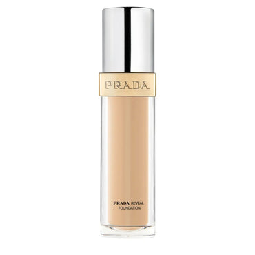 Prada Reveal Skin Optimizing Foundation LW15